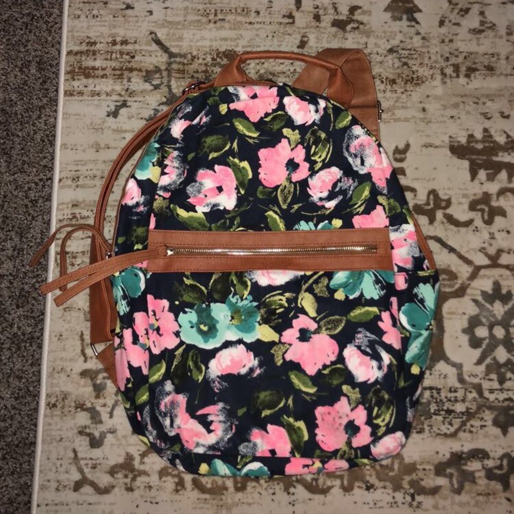 FLORAL BACK PACK